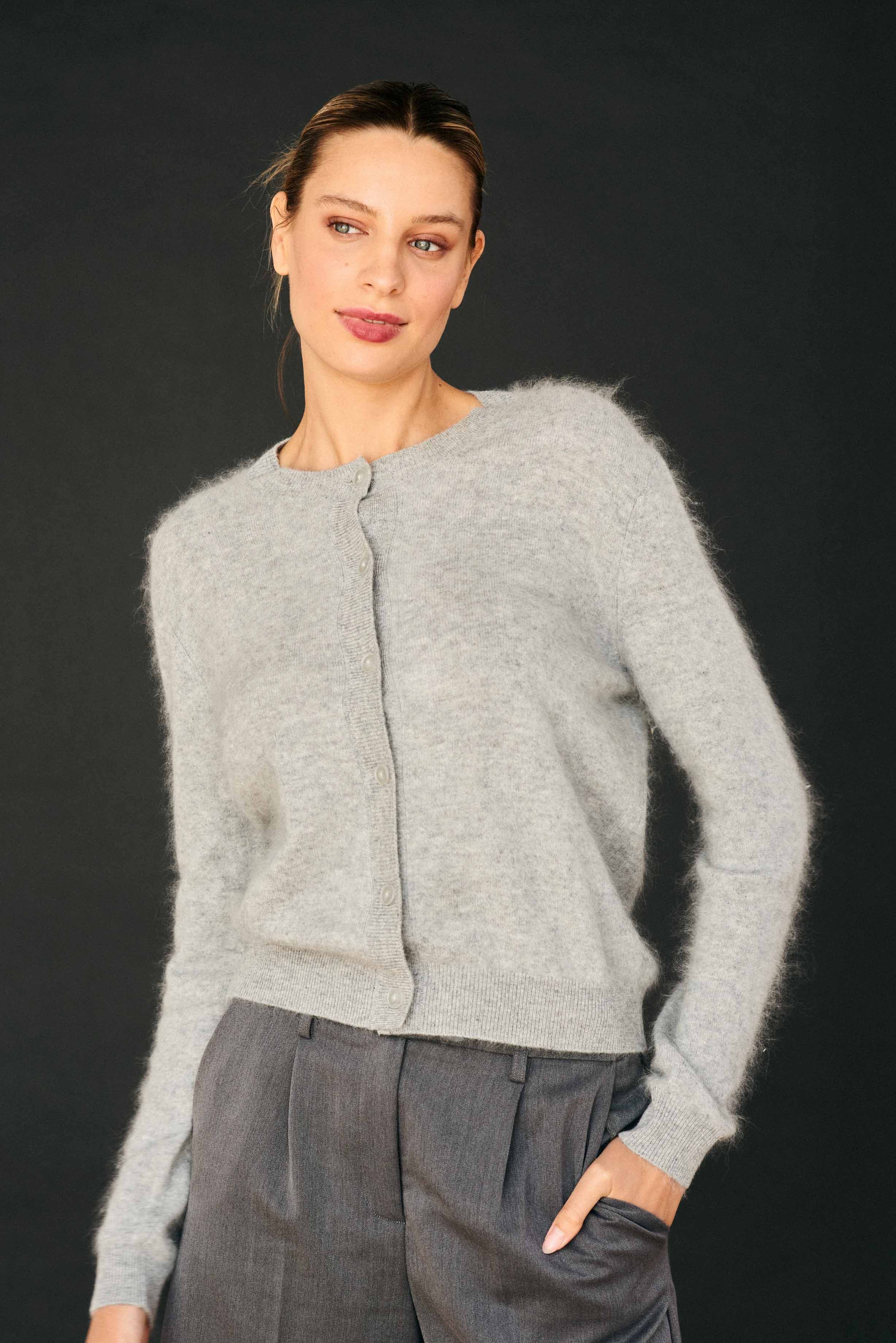 Brushed Cashmere Cardigan in Grey Pearl