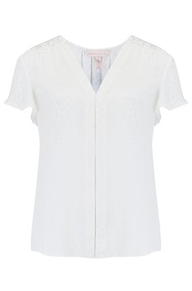 sleeveless cheetah jacquard top in snow