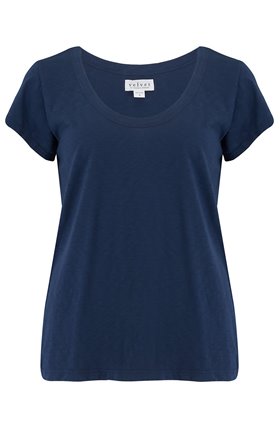 katie scoop neck tee in boa