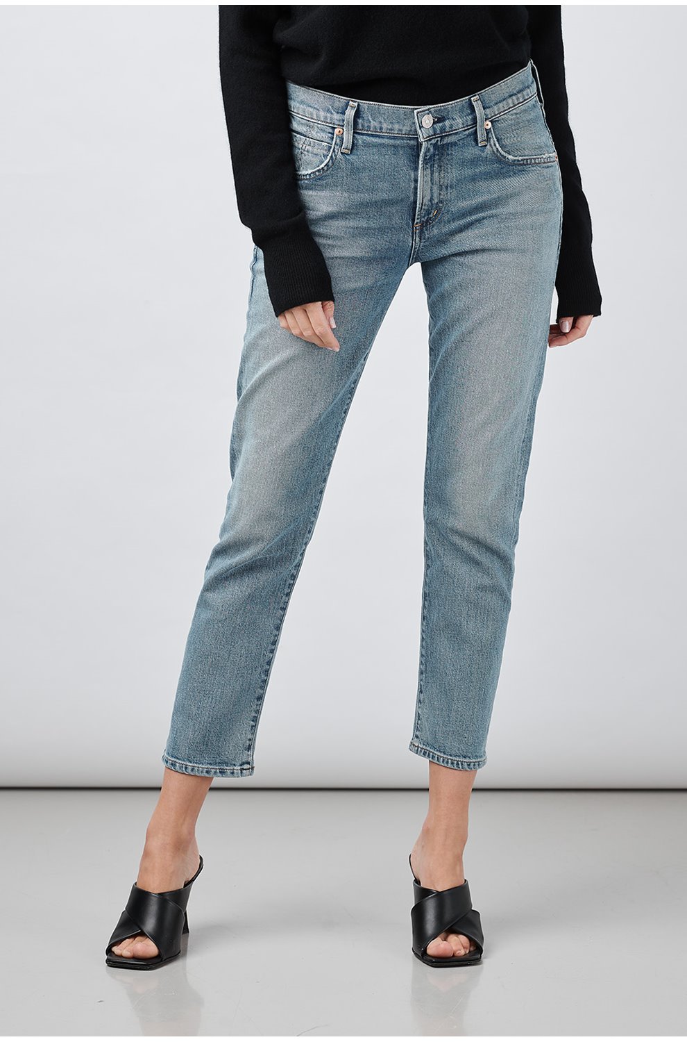 Trilogy Stores | Elsa Mid Rise Slim Crop Skinny Jean in Refresh