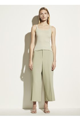 scoop neck cami in celery