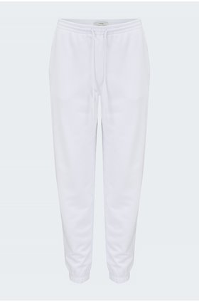 essential jogger in white