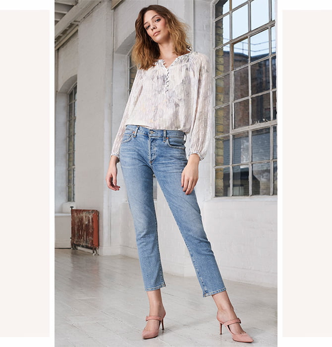 Low Rise Jeans